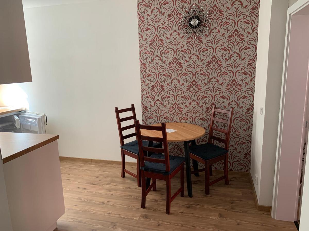Time Apartment *